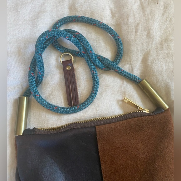 Wildwood Oyster Co. Brown Leather Zip Crossbody & Portland Leather Goods tassel